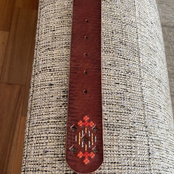 Fossil  granny  needlepoint belt - Picture 4 of 6